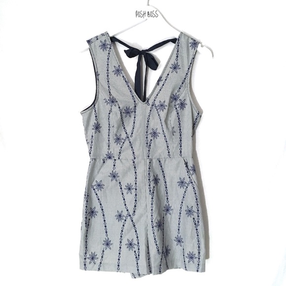 NWT BCBGeneration Stripe Romper - Picture 2 of 6